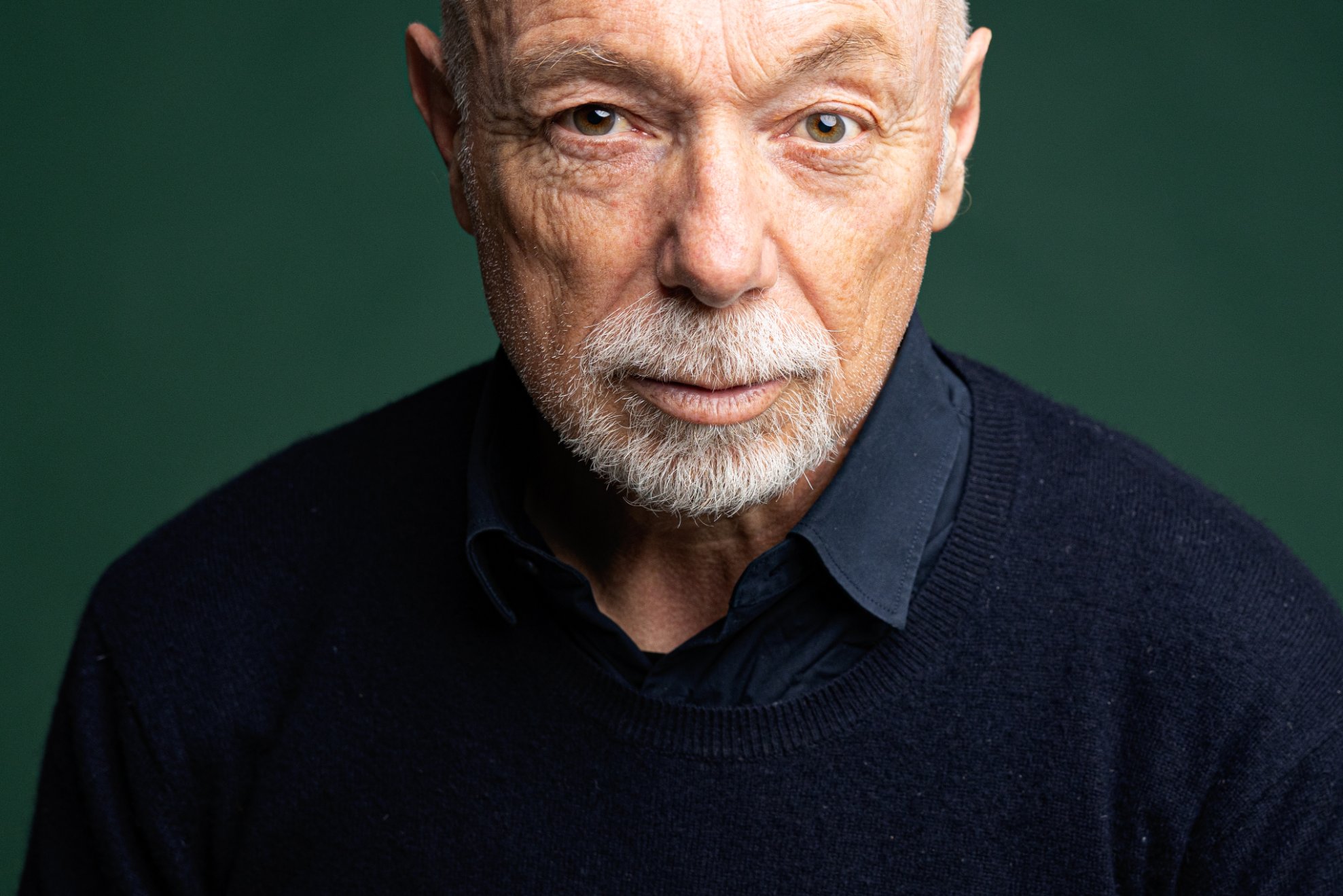 LA POESIA È VITA. «Chiudo la porta e urlo»